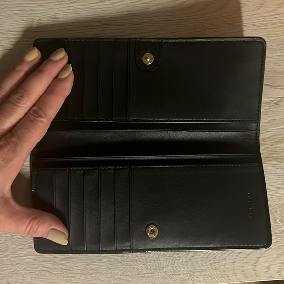 New floral signature tote, purse and signature matching Coach Wallet - Picture 8 of 12